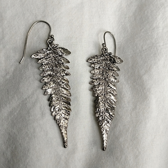 🌿Oxidized silver sterling fern leaf earrings✨ - Picture 1 of 4
